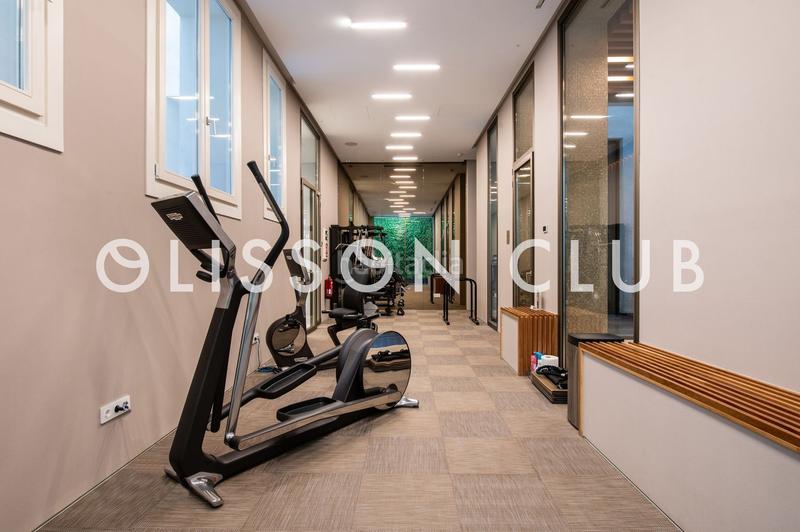 Foto 5bae0b79-efd8-4f8c-a612-6afa6550af41. Piso maravilloso dúplex reformado con excelentes calidades, a pocos metros del parque el retiro. en Madrid