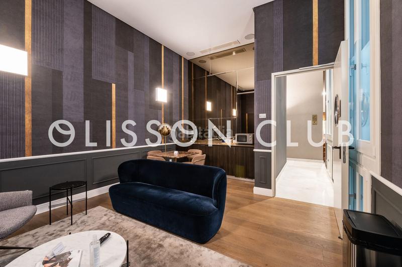 Foto 8374f9cd-62e2-459b-8f72-8ae8eb940c5a. Piso maravilloso dúplex reformado con excelentes calidades, a pocos metros del parque el retiro. en Madrid