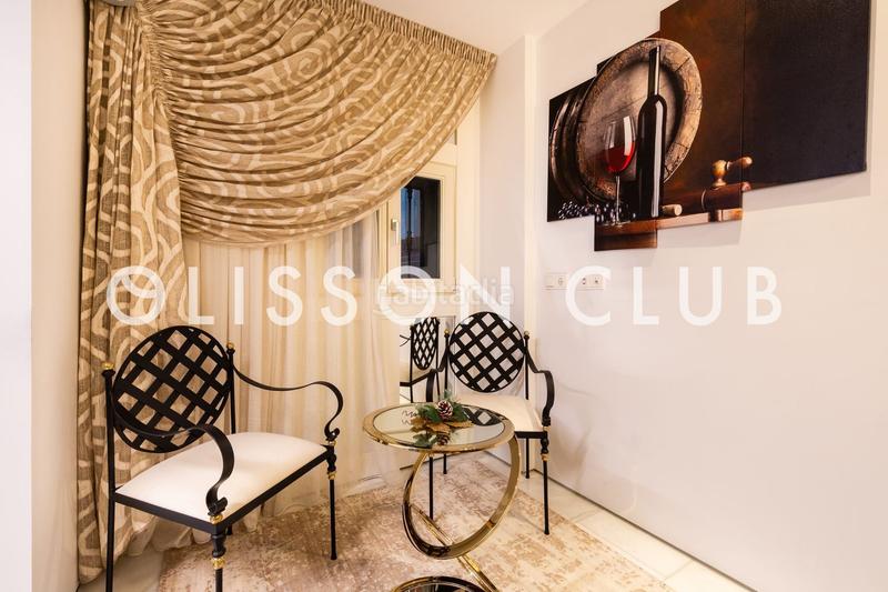 Foto be2cb51a-af67-4fd7-9fea-ec103696f86f. Piso maravilloso dúplex reformado con excelentes calidades, a pocos metros del parque el retiro. en Madrid