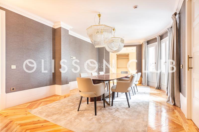 Foto 85ec3801-ee45-41b3-b456-7bc5ebede2de. Appartement dans Castellana Madrid