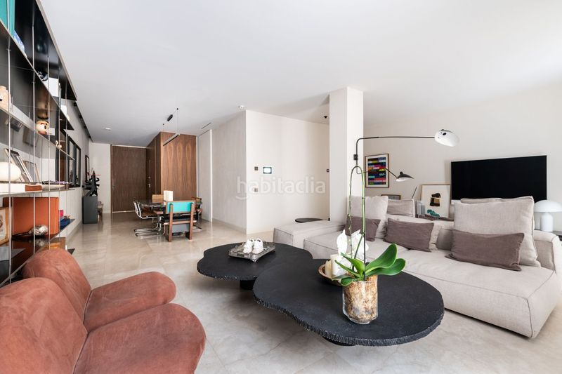 Foto df5146bc-2034-4b98-9128-074aac7bf935. Pis amb calefacció piscina a Almagro Madrid