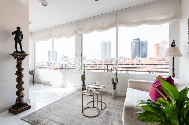 Foto 791b93c9-1ef6-4572-81f5-f51fba30043a. Dúplex amb calefacció a El Viso Madrid