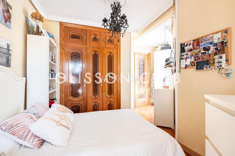 Foto 8ea02d10-65c8-48e2-b815-fc5752756fc6. Rent house with heating in Hispanoamérica-Bernabéu Madrid