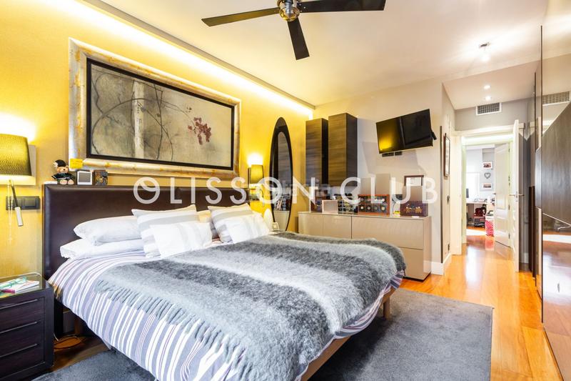 Foto a33024a7-a595-44de-a6cb-049ff56f7e86. Dúplex espacioso ático dúplex , en urbanización con garaje, piscina y pádel en hispanoamérica en Madrid