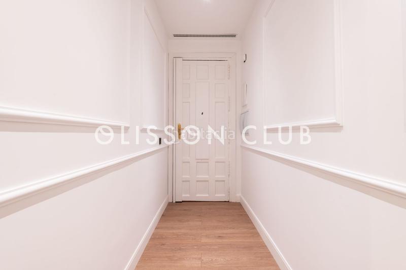 Foto 79caafd5-165c-40f2-883d-6e05e0548bb7. Pis amb calefacció a Recoletos Madrid