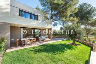 Casa adossada a Pla de Maset - Cap de Salou. Espectacular chalet exclusivos en la costa dorada rodeados de na