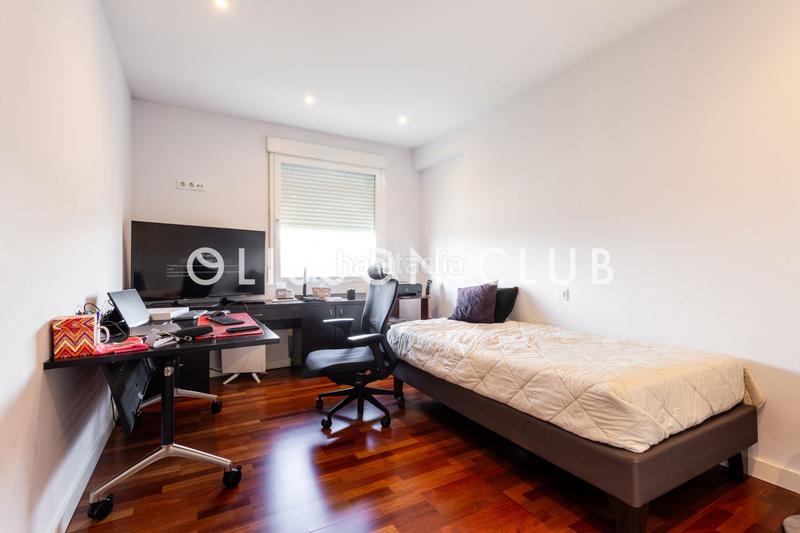 Foto a59d070c-0d5e-40fa-97bd-5b1fa9bb6c17. Etagenwohnung mit heizung in El Viso Madrid