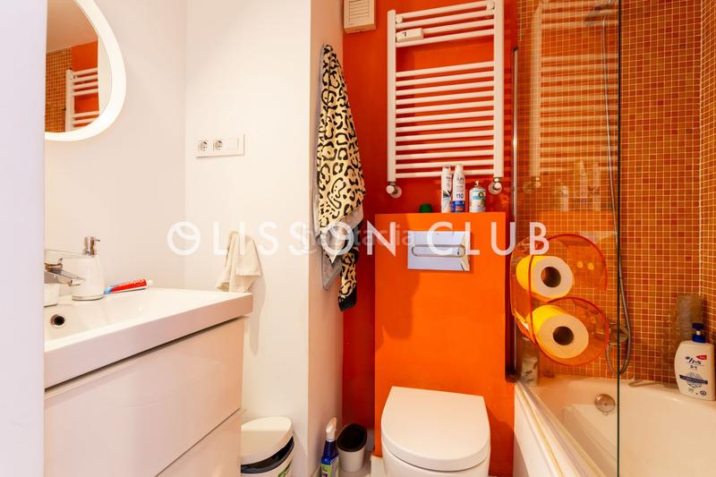 Foto cc4887cf-80b9-49dc-a1fb-2739bbb9958e. Etagenwohnung mit heizung in El Viso Madrid