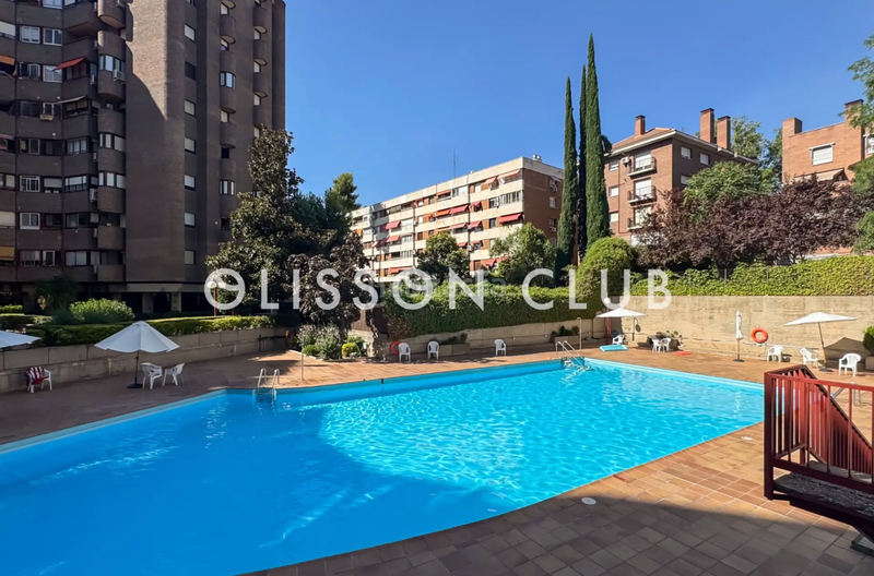 Foto ee1a18af-903a-4a80-9130-5bea3dca2e82. Pis amb calefacció piscina a Colina Madrid