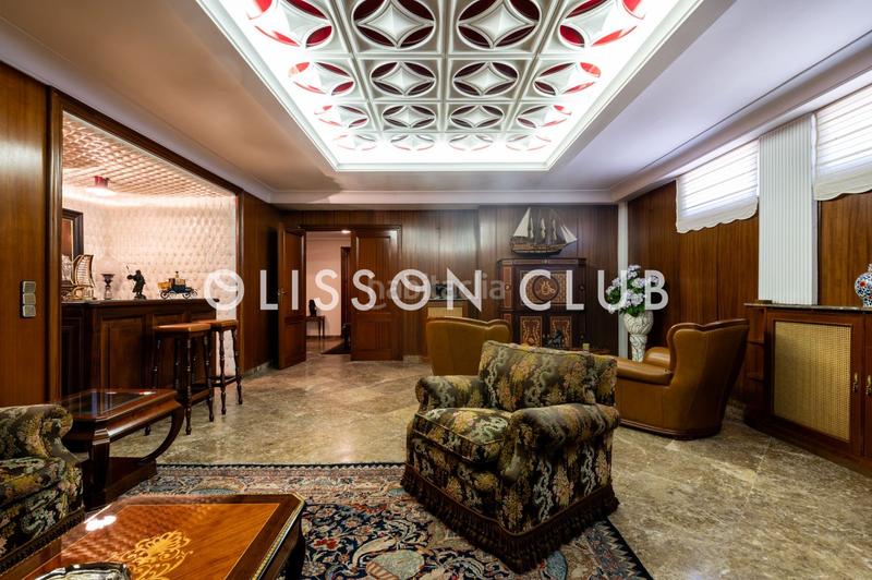 Foto 9ff876ee-437f-4354-ad16-a9214d3ebb0f. Casa exclusivo chalet independiente en parque conde de orgaz en Madrid