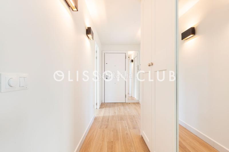 Foto 709c8a0f-9770-4a86-ba98-f703998dd407. Alquiler ático  con terraza en Nueva España en Madrid