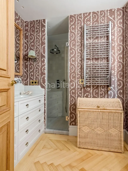 Foto 0c5948c4-0d71-4b1c-a532-e5edb90690b8. Etagenwohnung mit heizung in Almagro Madrid