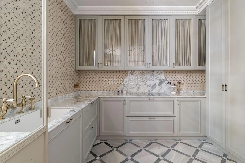 Foto ed7a7e5f-6f23-49bf-b0ab-84a7ff61d93f. Etagenwohnung mit heizung in Almagro Madrid