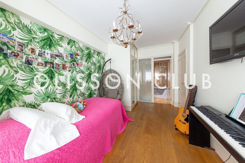 Foto 996e345a-0a58-40ef-81ff-e3d247d3ee1c. Appartement avec chauffage dans Recoletos Madrid