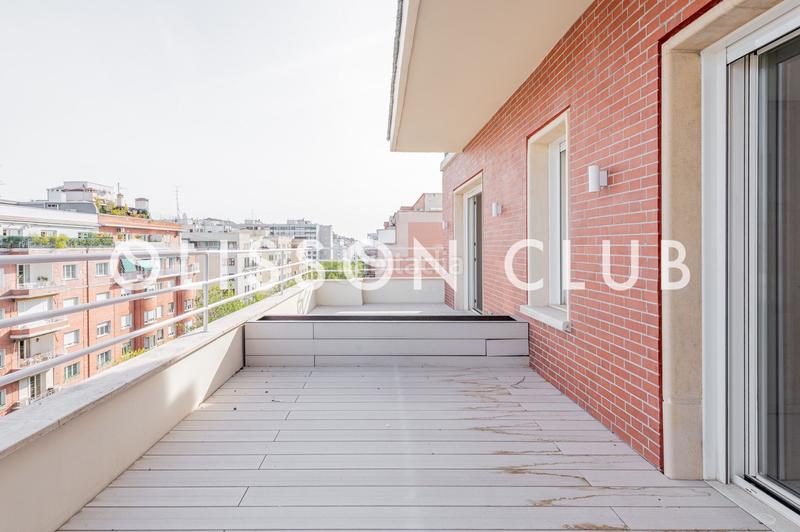 Foto c762c91e-8c83-49e9-b811-4d663360842c. Attico con riscaldamento in Castellana Madrid