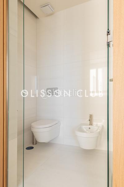 Foto ef9a585b-d70d-4e68-8d3f-1fbd6c1a4ee4. Attico con riscaldamento in Castellana Madrid