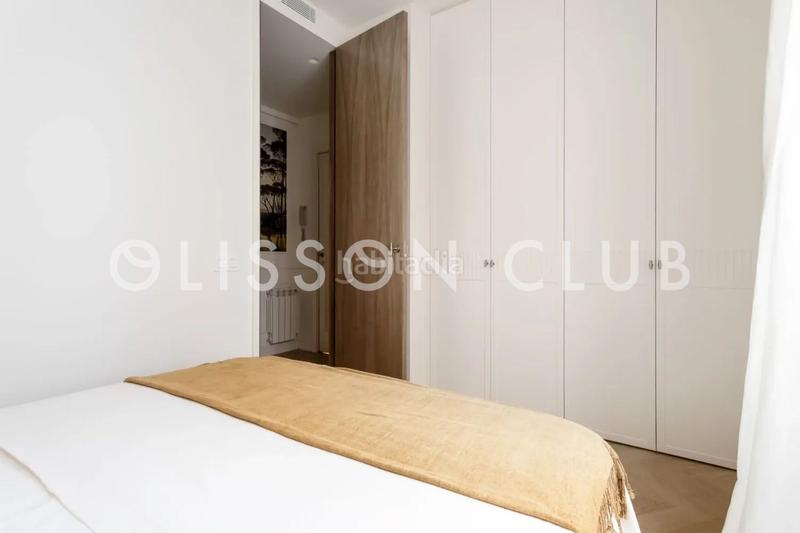 Foto bb0c765b-07b6-4dd7-b68f-ed125142e648. Flat with heating in Almagro Madrid