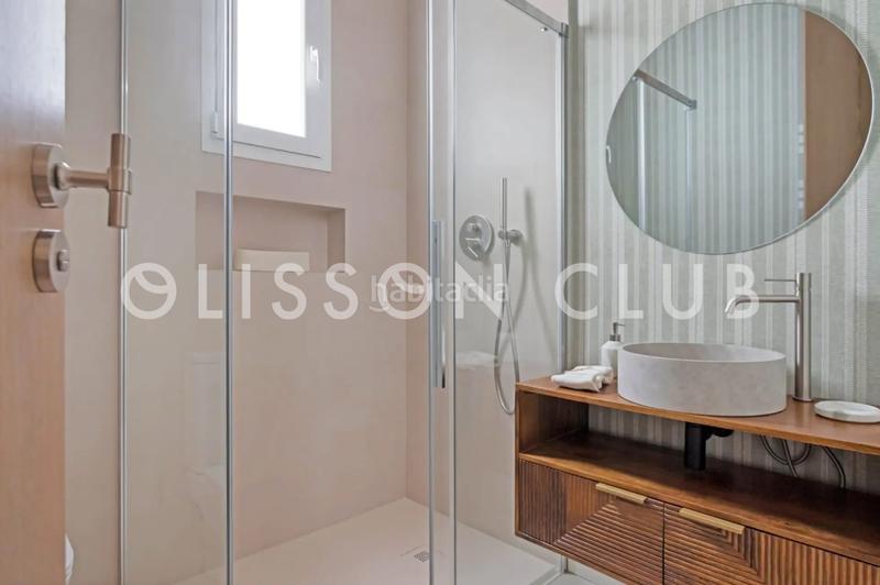 Foto f548a03f-6ca0-4992-bc08-db9f6b984acc. Flat with heating in Almagro Madrid