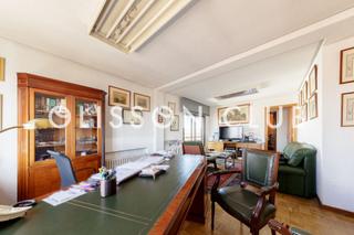 Appartamento in Guindalera. Vivienda a reformar en una planta décimo primera en salamanca