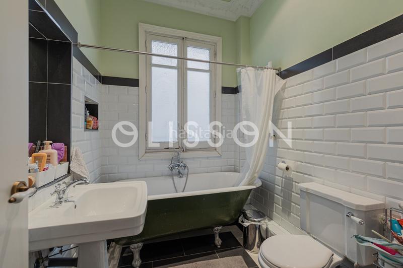 Foto af0a4d30-98af-4119-b944-c07d78d8974e. Piso fabuloso piso único en planta en chamberí en Madrid