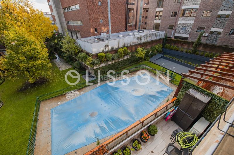 Foto 46c3f460-7b00-4fec-9579-364a529b33a7. Lloguer pis amb calefacció piscina a Nueva España Madrid