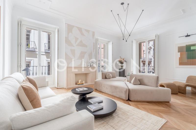 Foto d9905314-f7d8-45d4-bacf-2fd0fda713f5. Etagenwohnung mit heizung in Justicia-Chueca Madrid