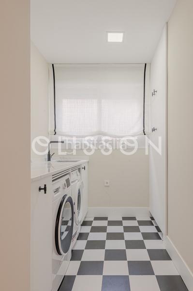 Foto 7afd760d-3c86-4dce-9748-79638d914425. Àtic amb calefacció a Recoletos Madrid