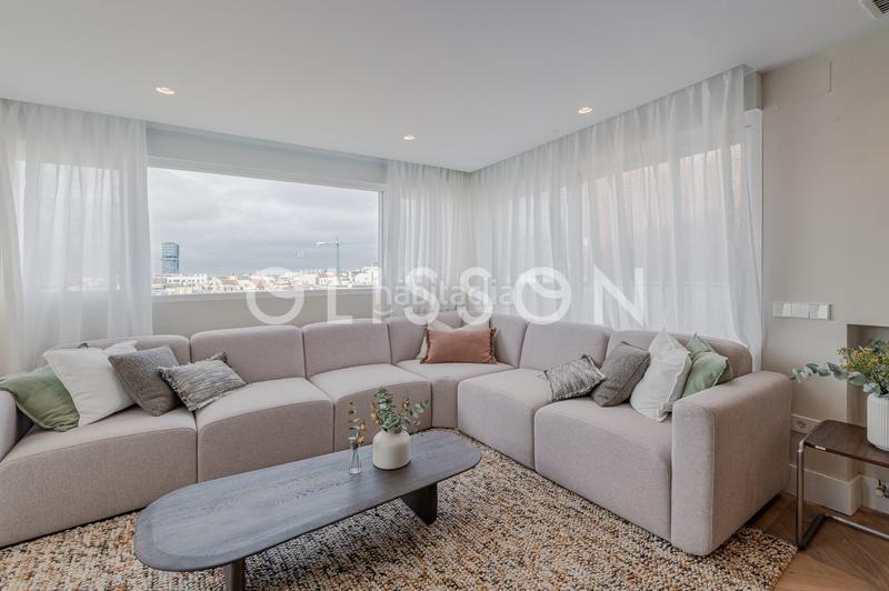 Foto ed006995-ccdf-448b-aff3-73b11becbacb. Àtic amb calefacció a Recoletos Madrid