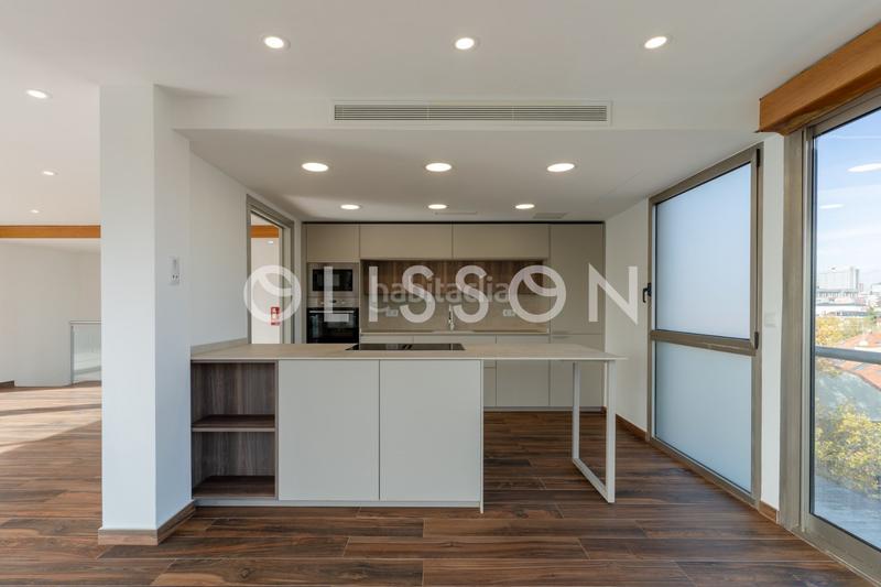 Foto 09a485ea-325c-4a40-bb74-d3b439adccd3. Dúplex ático dúplex con piscina privada en El Viso. en Madrid