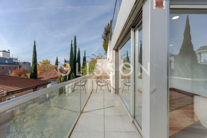 Foto 422673fd-0187-4952-a1cb-651f580db0f6. Dúplex ático dúplex con piscina privada en El Viso. en Madrid