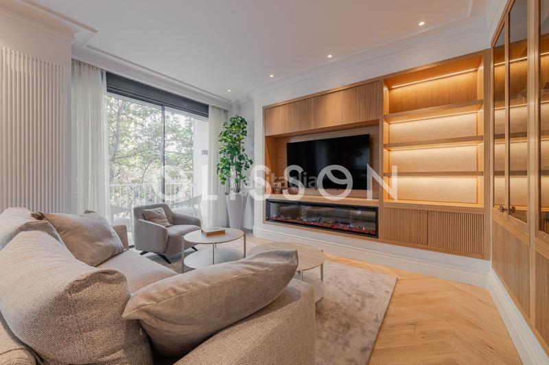 Foto 2102364a-9eaa-4755-9f5d-8e2dfd9fcc3b. Appartamento con riscaldamento piscina in Castellana Madrid