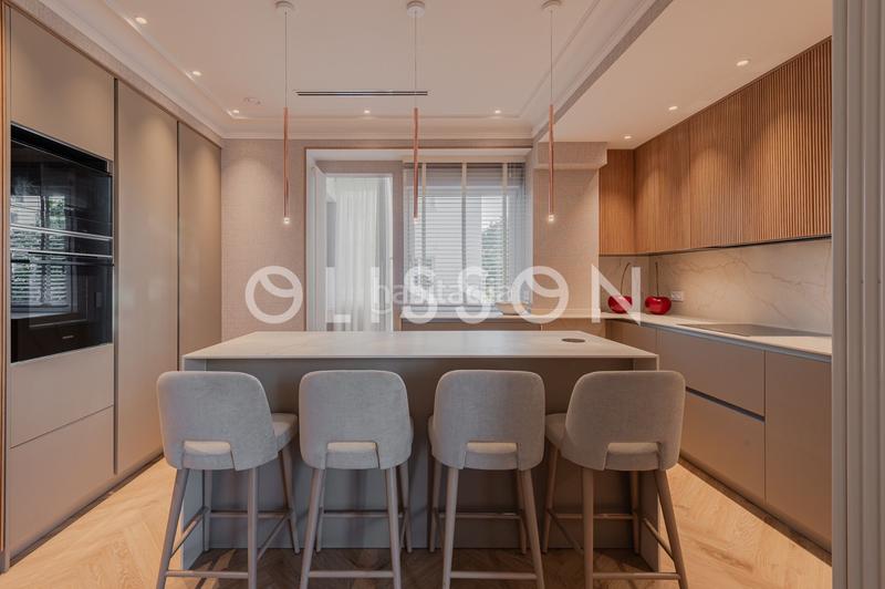 Foto 2b7a362c-8f2b-4beb-be6d-4deccdad5004. Appartamento con riscaldamento piscina in Castellana Madrid