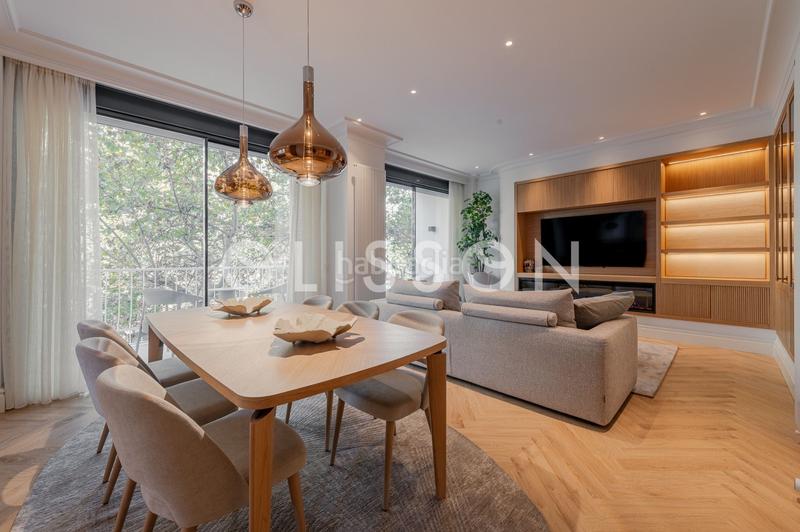 Foto 41bbef49-2e96-44c4-96d3-21c41b15c59d. Appartamento con riscaldamento piscina in Castellana Madrid