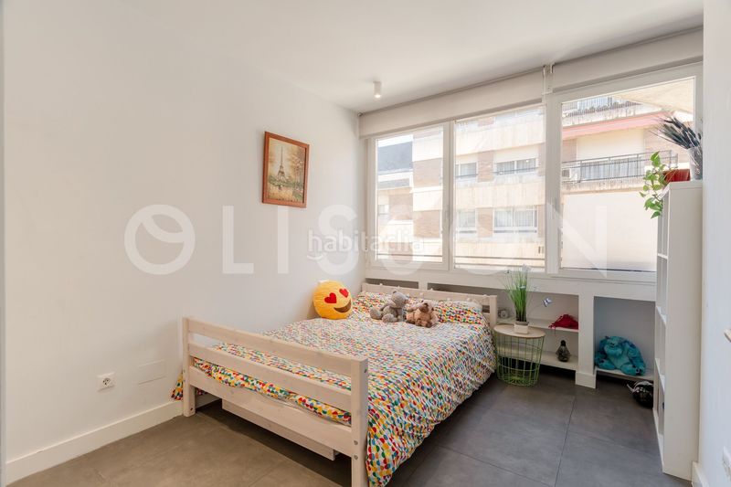 Foto 85f15d5a-1130-4792-a6f3-67a99c09bb53. Dúplex amb calefacció a Ciudad Jardín Madrid