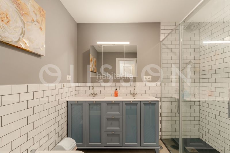 Foto 3d85779e-6950-424a-b80e-7df9e3a01950. Dúplex amb calefacció piscina a San Juan Bautista Madrid