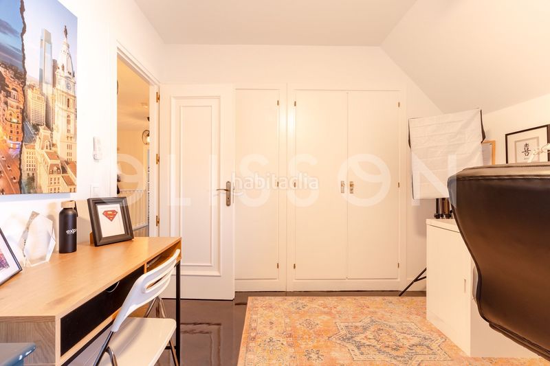 Foto 48a76e66-a4ca-4daf-b0af-975d68c0fdca. Dúplex amb calefacció piscina a San Juan Bautista Madrid