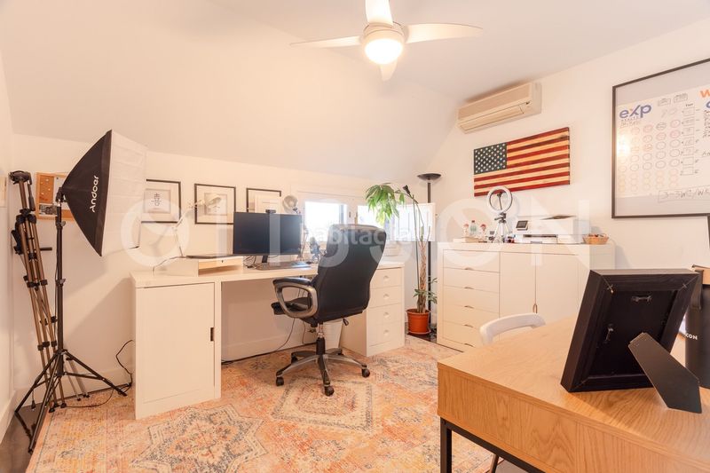 Foto 5d3509c2-d3b7-4b18-85c7-82c979fc69ea. Dúplex amb calefacció piscina a San Juan Bautista Madrid