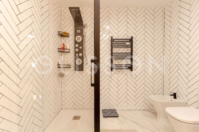 Foto 629345e2-fd5a-48ee-a7bd-c43aa321609e. Dúplex amb calefacció piscina a San Juan Bautista Madrid