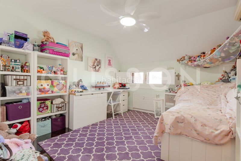 Foto e33b23de-48f8-4bee-be94-07c1cc308e2b. Dúplex amb calefacció piscina a San Juan Bautista Madrid