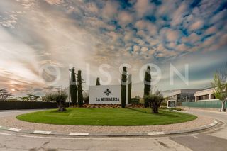 House en Urbanizaci�n La Moraleja. Chalet independiente con 2.800 m de parcela en la moraleja