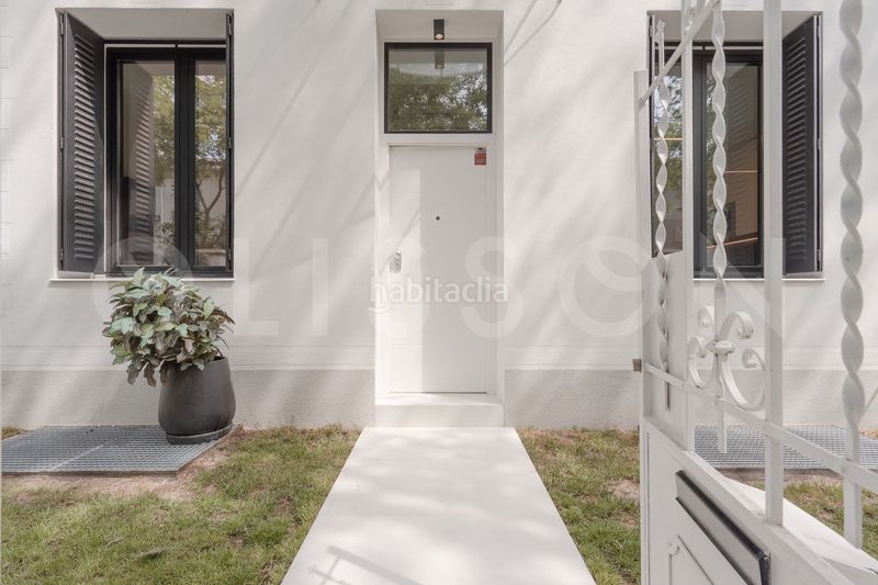 Foto 17be7209-c4c5-41e0-baf5-098509203965. Casa amb calefacció a Fuente del Berro Madrid