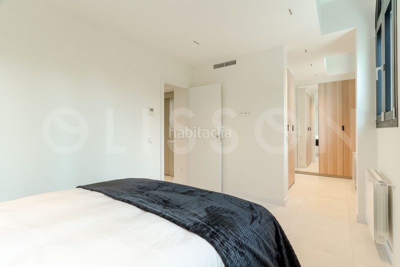 Foto 4689b267-421a-408a-a758-1bb2480d9e3c. Casa amb calefacció a Fuente del Berro Madrid