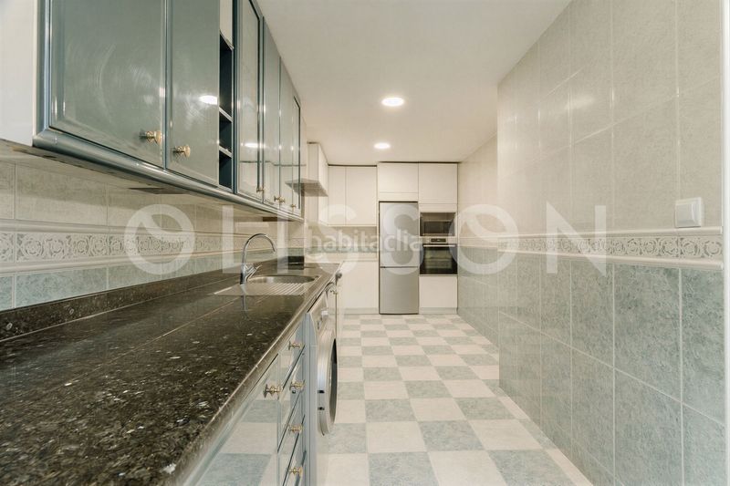 Foto 942335d2-7238-40a5-ab4e-62d3fbc113c0. Casa amb calefacció aparcament piscina a urbanización La Moraleja La Moraleja