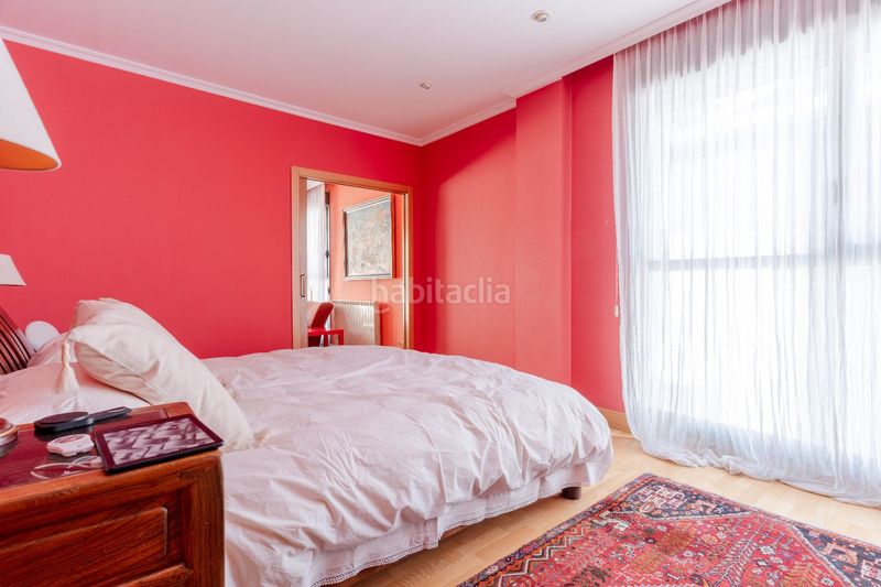 Foto 52b37c46-2762-4ef2-85ca-37d24e8be5d6. Casa amb calefacció a Canillas Madrid