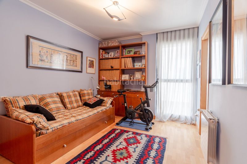 Foto b26658f5-f895-4d62-a871-74c03118076b. Casa amb calefacció a Canillas Madrid
