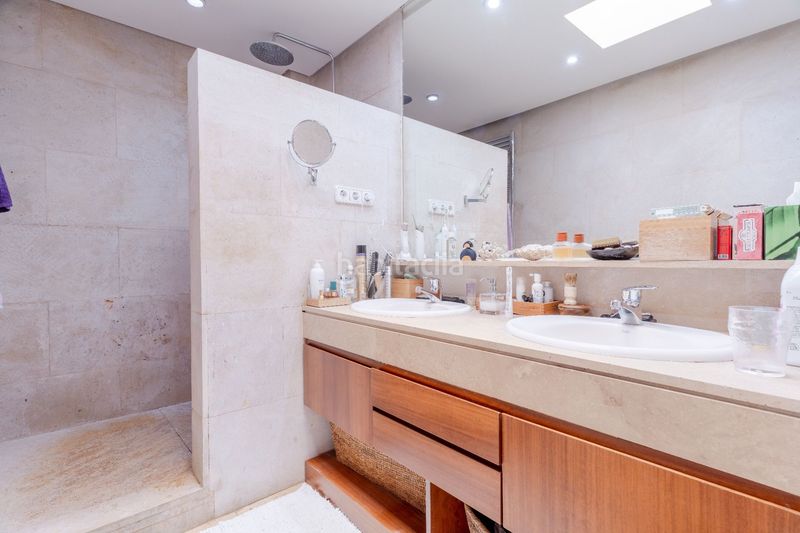 Foto b6ebd3a3-2627-4f69-9762-2244880328ce. Casa amb calefacció a Canillas Madrid