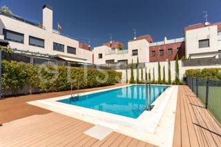 Casa adossada a Valdebebas - Valdefuentes