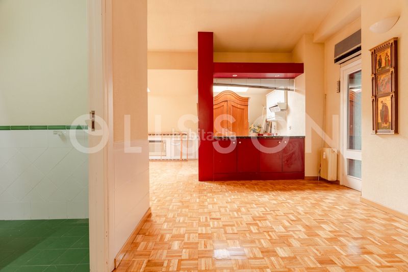 Foto 0a16b889-e2e1-4ae9-9a56-f9425b5acaee. Dúplex amb calefacció piscina a Nueva España Madrid