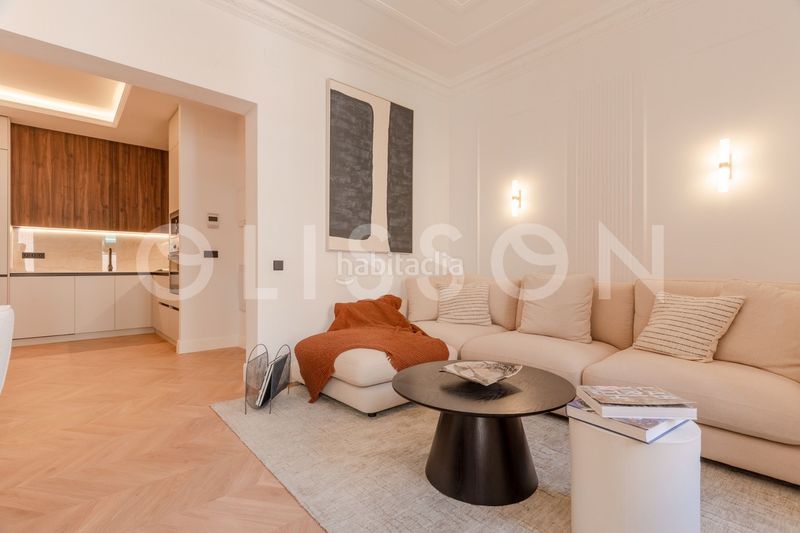 Foto be9cbd9c-a80f-4b3b-9180-31bfb6298582. Pis a Lista Madrid