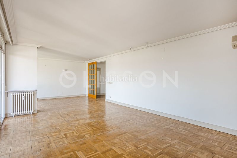 Foto a219f490-39e4-4255-ac99-ca2d676ecbaf. Apartament a Nueva España Madrid